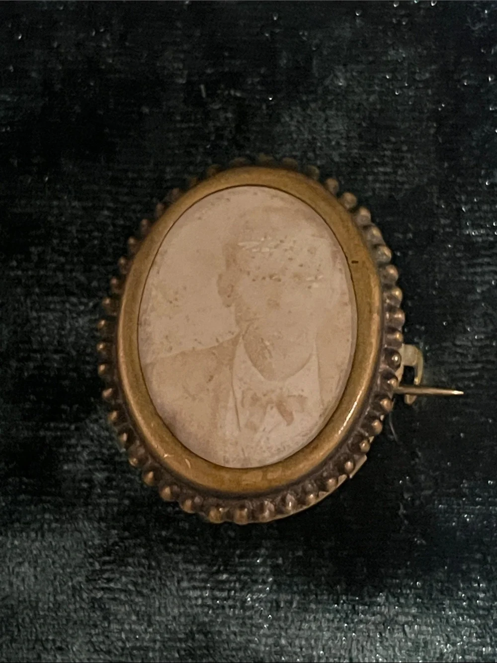 Antique Victorian Sepia Portrait Brooch Pin Estate Jewelry c. 1890–1910